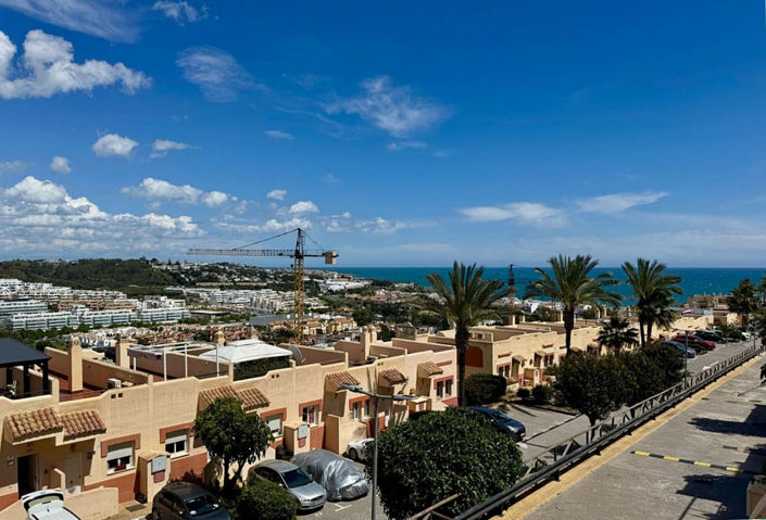 Image No.1-2 Bed Duplex for sale