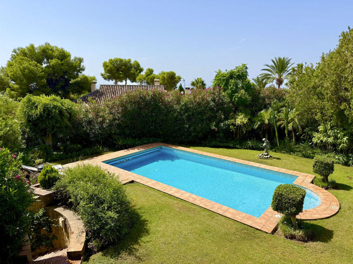 Image No.3-6 Bed Villa for sale