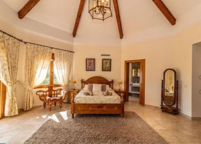 Image No.7-5 Bed Villa for sale