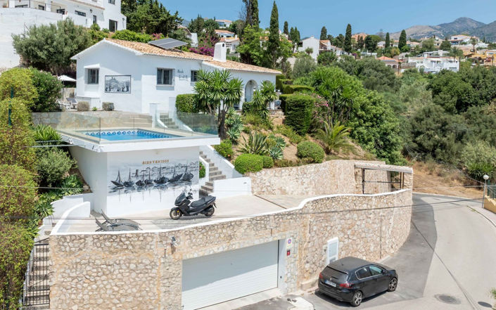 Image No.3-3 Bed Villa for sale