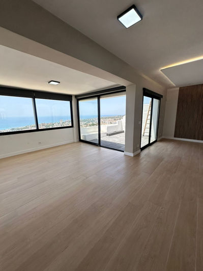 Image No.15-3 Bed Penthouse for sale