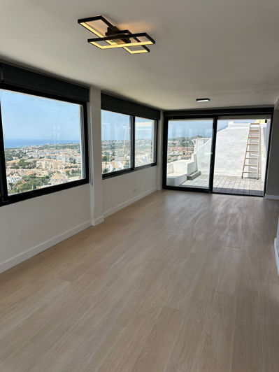 Image No.20-3 Bed Penthouse for sale