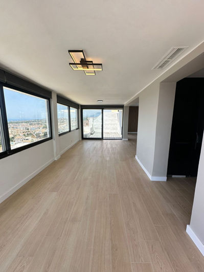 Image No.23-3 Bed Penthouse for sale