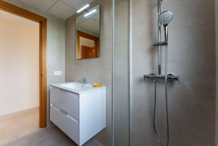 Image No.31-3 Bed Villa for sale