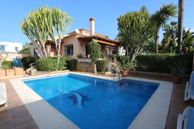 1 - Cabopino, Villa