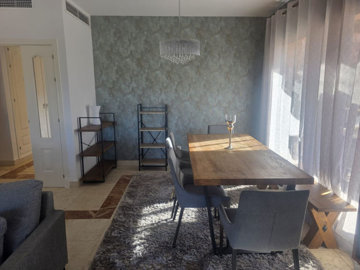 10-bb915d1cb19341576dcdc994b81ab9c5