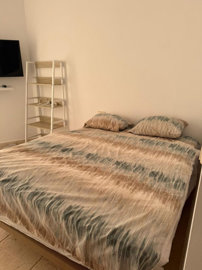 11-20939a0134ad724a8cb2a801094d15a4