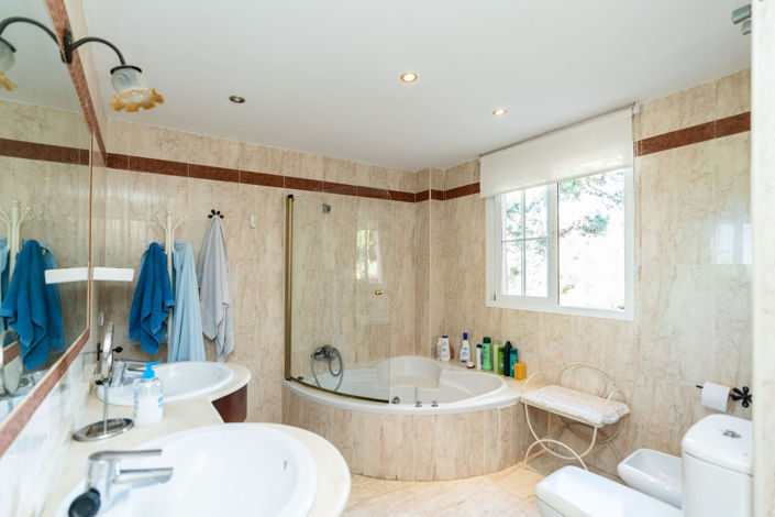 Image No.10-Penthouse de 2 chambres à vendre à Elviria