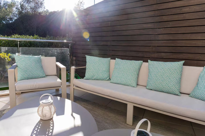 Image No.10-2 Bed Townhouse for sale