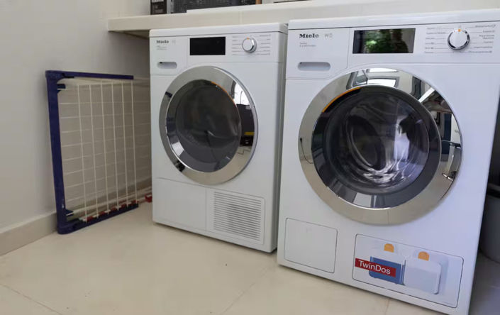 Image No.18-2 Bed Townhouse for sale