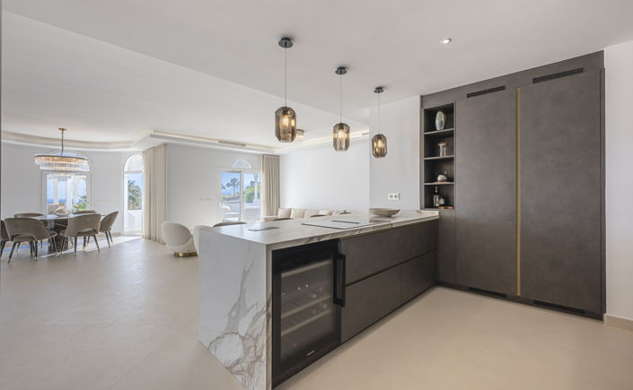 Image No.17-3 Bed Apartment for sale