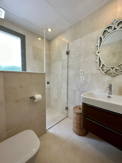 Image No.33-5 Bed Villa for sale