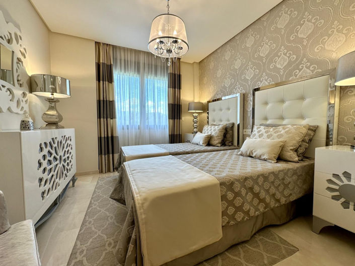 Image No.44-5 Bed Villa for sale