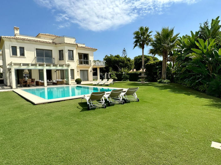 Image No.48-5 Bed Villa for sale