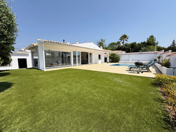 Image No.1-3 Bed Villa for sale