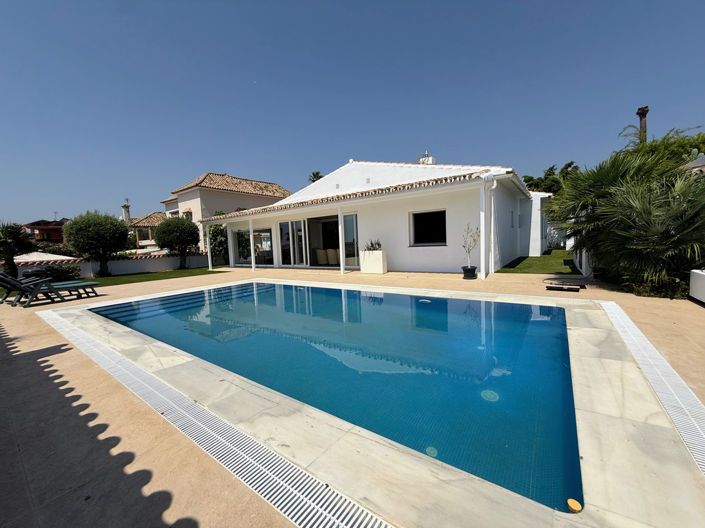 Image No.2-3 Bed Villa for sale