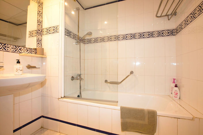 Image No.19-2 Bed Apartment for sale