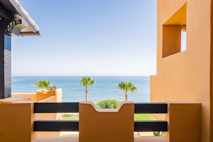 Image No.1-4 Bed Apartment for sale