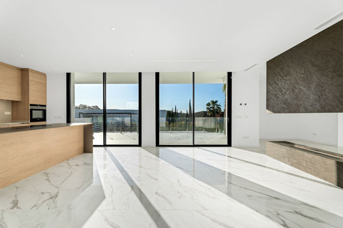 Image No.11-6 Bed Villa for sale