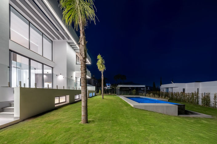 Image No.40-6 Bed Villa for sale