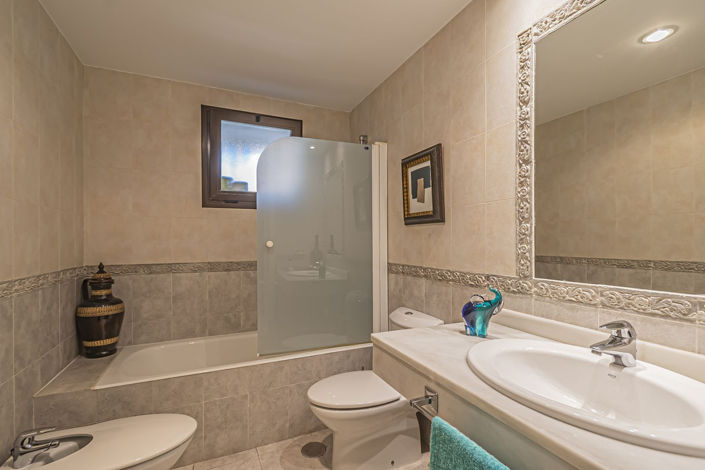 Image No.30-4 Bed Apartment for sale