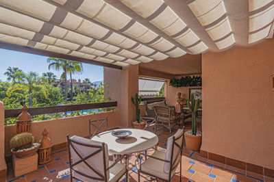 8-e64a9055bba3e77ac8aca3b893cdf826