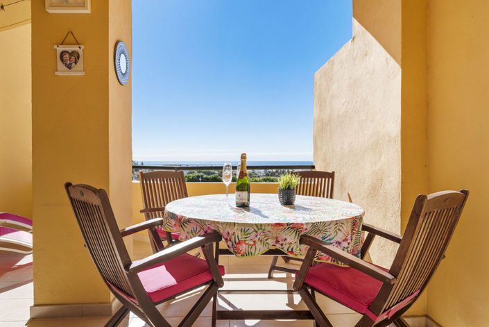 Image No.20-3 Bed Apartment for sale