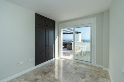 15-11d12f2f454f2f5e9b981fdd8b901d51