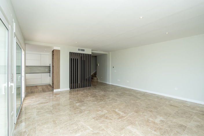 Image No.3-3 Bed Duplex for sale