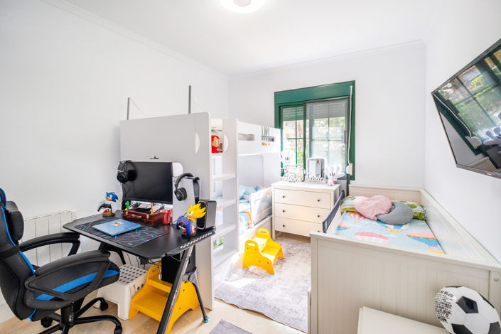 Image No.13-3 Bed Townhouse for sale