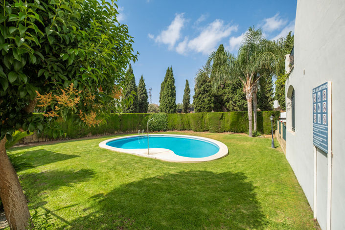 Image No.21-3 Bed Townhouse for sale