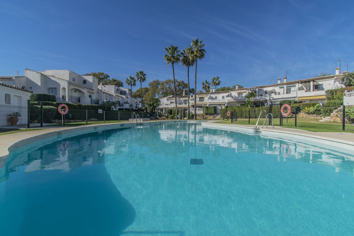 Image No.18-3 Bed Townhouse for sale