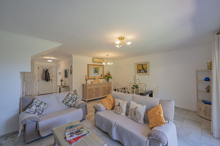 Image No.7-3 Bed Townhouse for sale