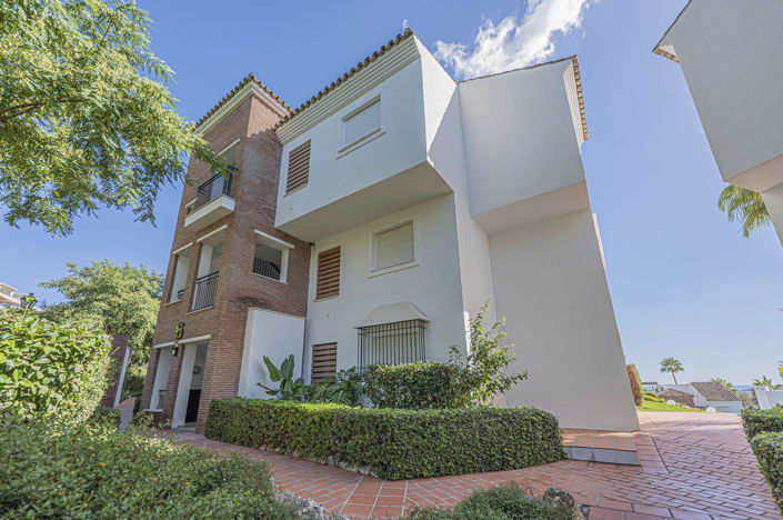 Image No.15-3 Bed Apartment for sale