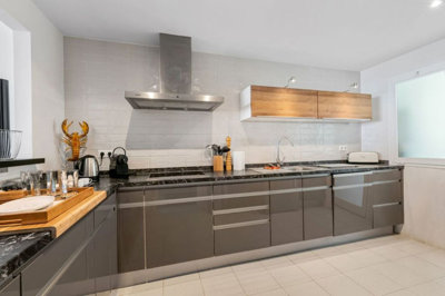 6-241328e1bcc9c0d8ce1222beb6c967a8