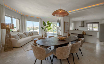 10-bb915d1cb19341576dcdc994b81ab9c5