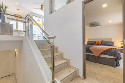 11-20939a0134ad724a8cb2a801094d15a4