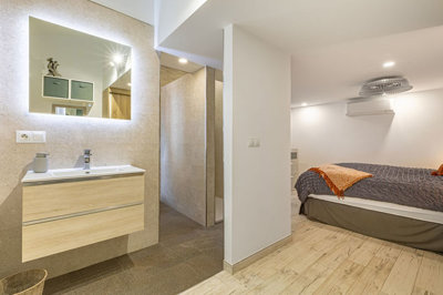 15-11d12f2f454f2f5e9b981fdd8b901d51