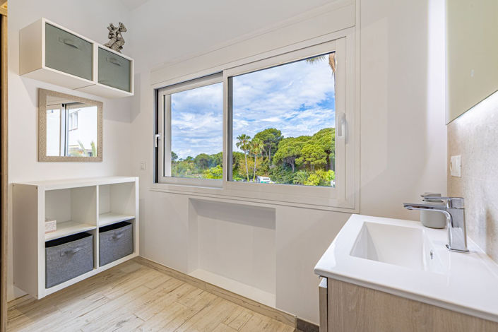 Image No.17-1 Bed Apartment for sale