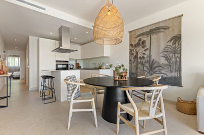 13-5fd73dea700db77384c091ca9818b1a9