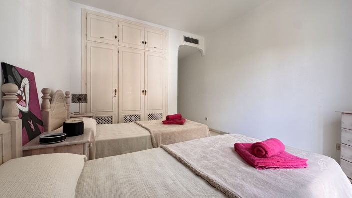 Image No.9-2 Bed Apartment for sale