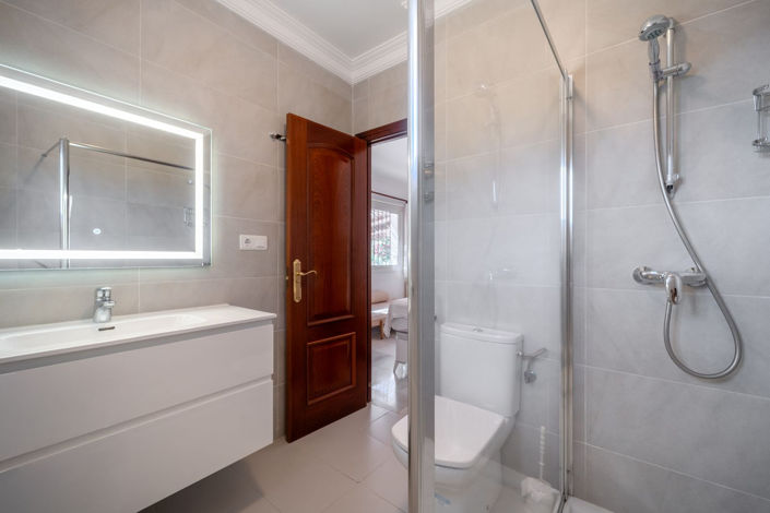 Image No.14-2 Bed Villa for sale