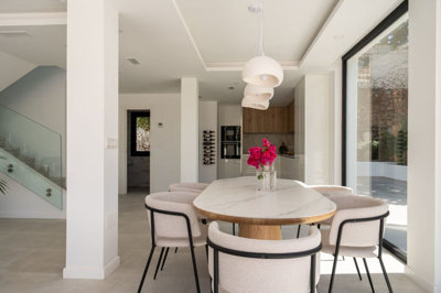 7-aa4cc561180b369757c0bb4af9886cd3