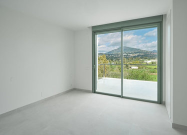 10-bb915d1cb19341576dcdc994b81ab9c5