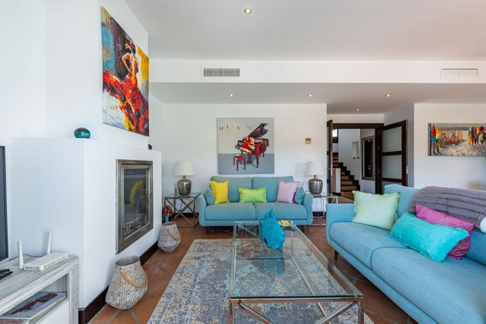 Image No.10-4 Bed Townhouse for sale