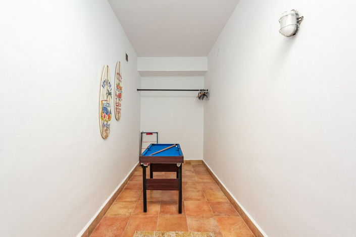 Image No.24-4 Bed Townhouse for sale