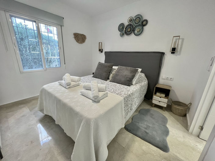 Image No.23-2 Bed Apartment for sale