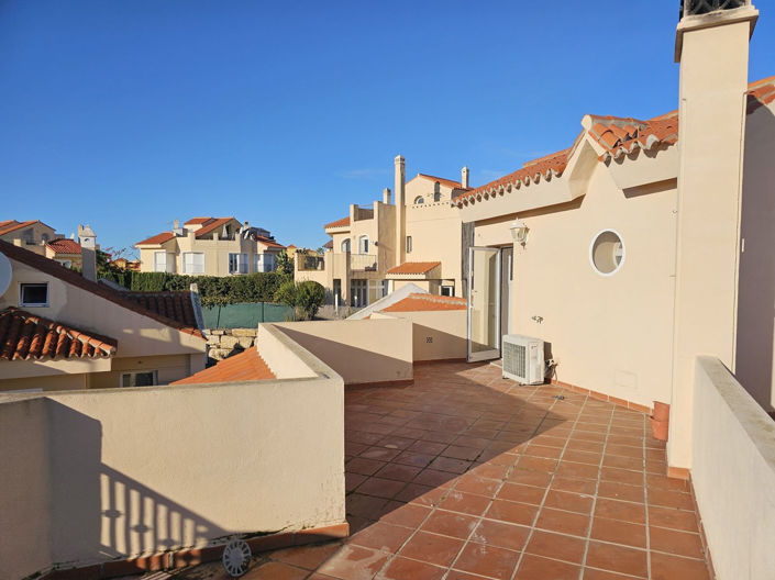 Image No.34-3 Bed Townhouse for sale