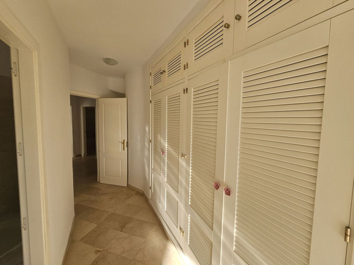 Image No.4-3 Bed Townhouse for sale