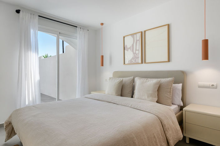 Image No.8-3 Bed Duplex for sale